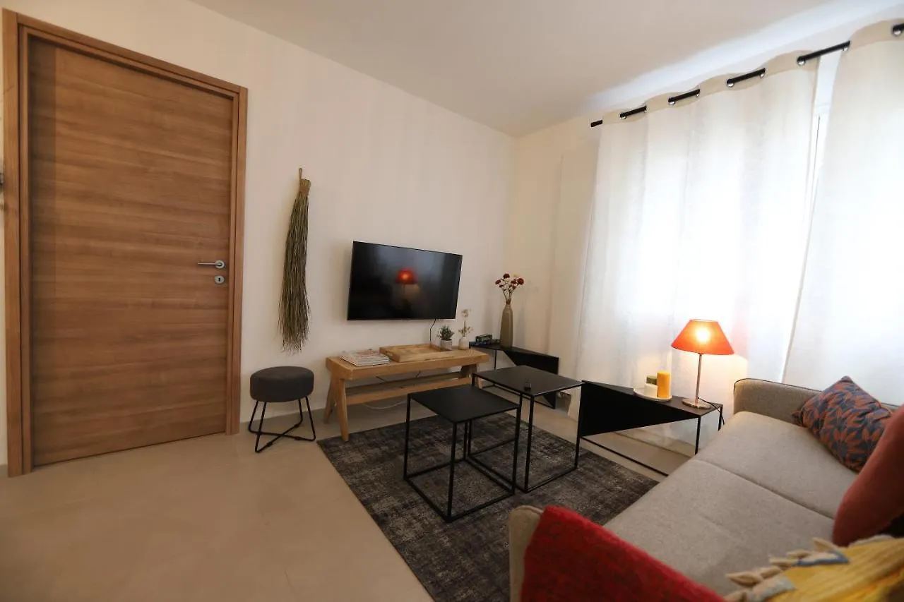 Le Lac Au Bout De La Rue - Garage Et Balcon A Deux Pas Du Centre Annecy Lägenhet